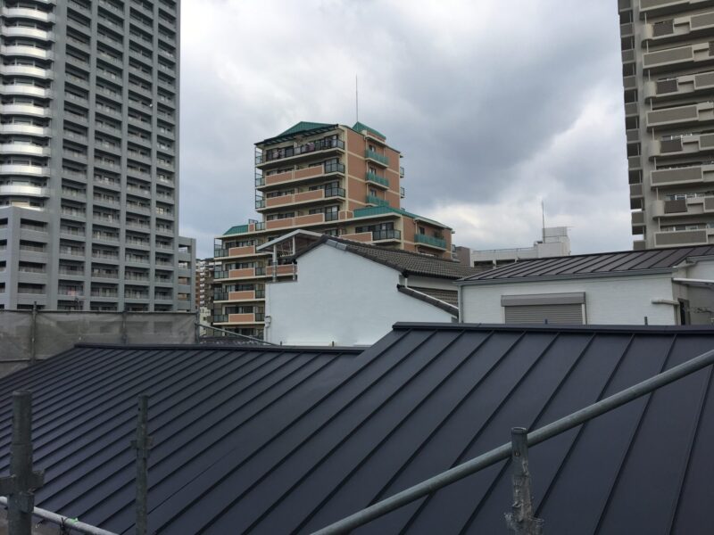 立平葺き替え　台風　雨漏り