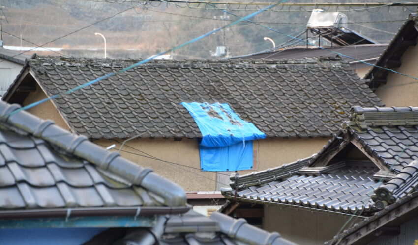 大阪　豪雨　雨漏り　屋根塗装　外壁塗装