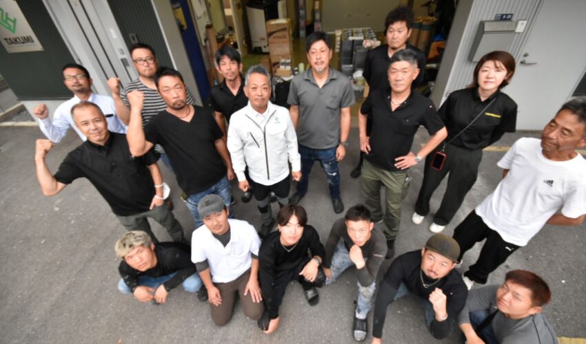 大阪　防水工事　集合写真　職人　人材